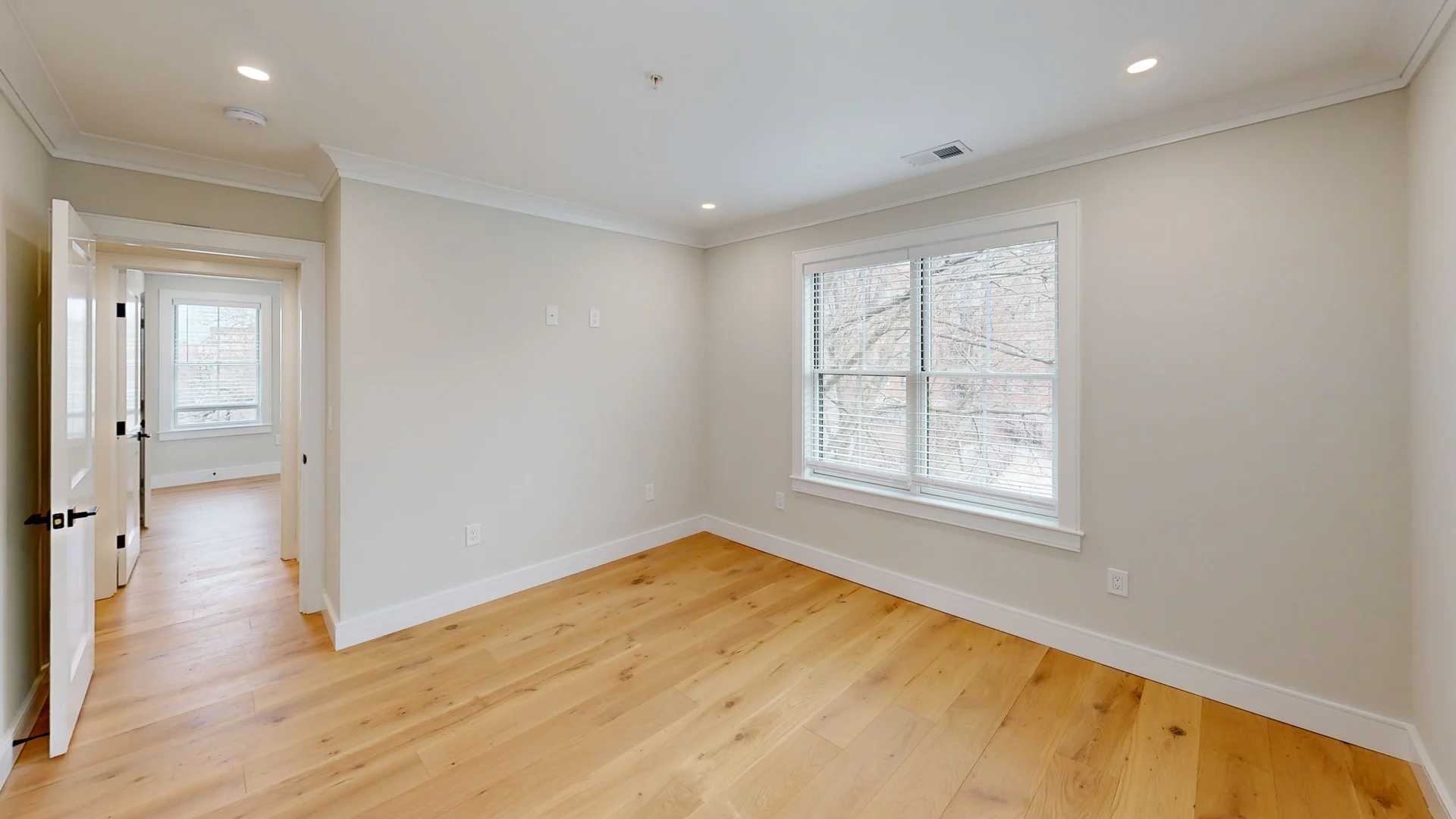 9 Everett St, Allston