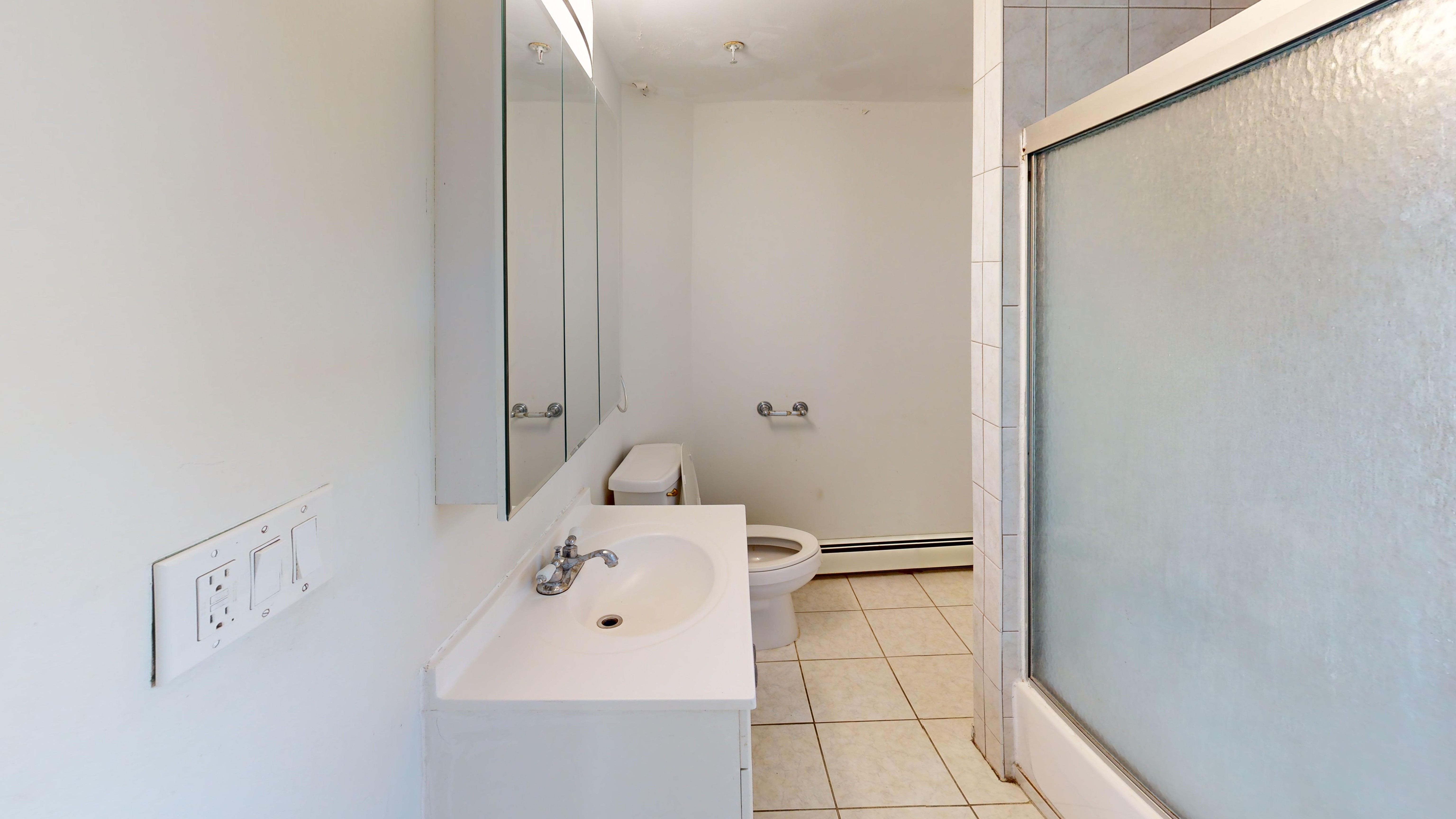 Photos of apartment on Washington St.,Boston MA 02130