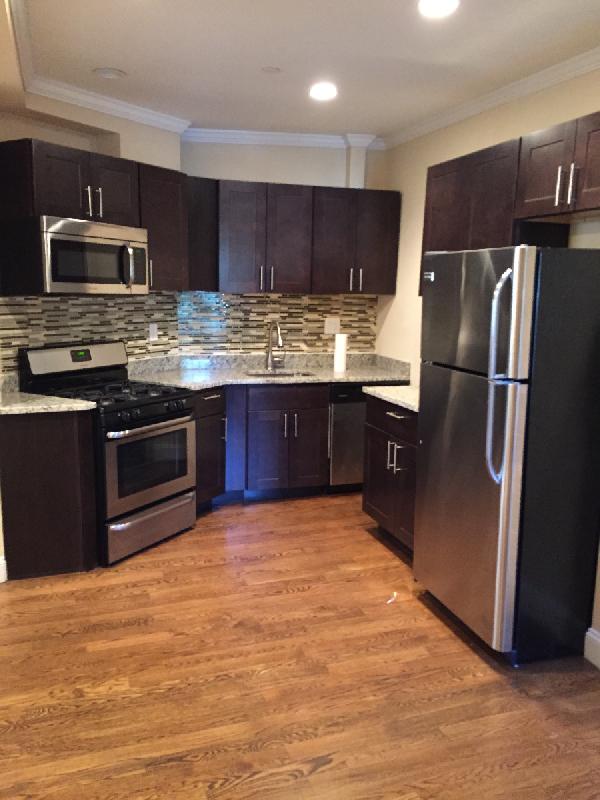 2975 Washington St, Roxbury