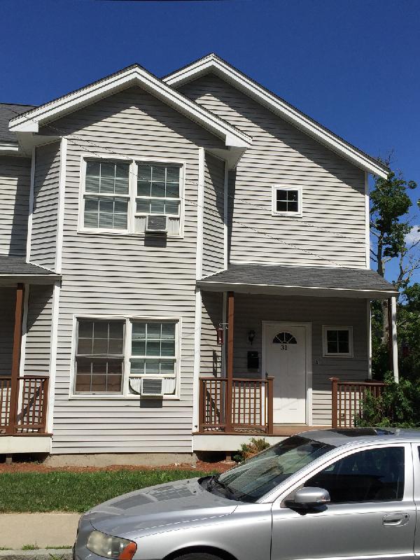 31 Juniper St, Roxbury