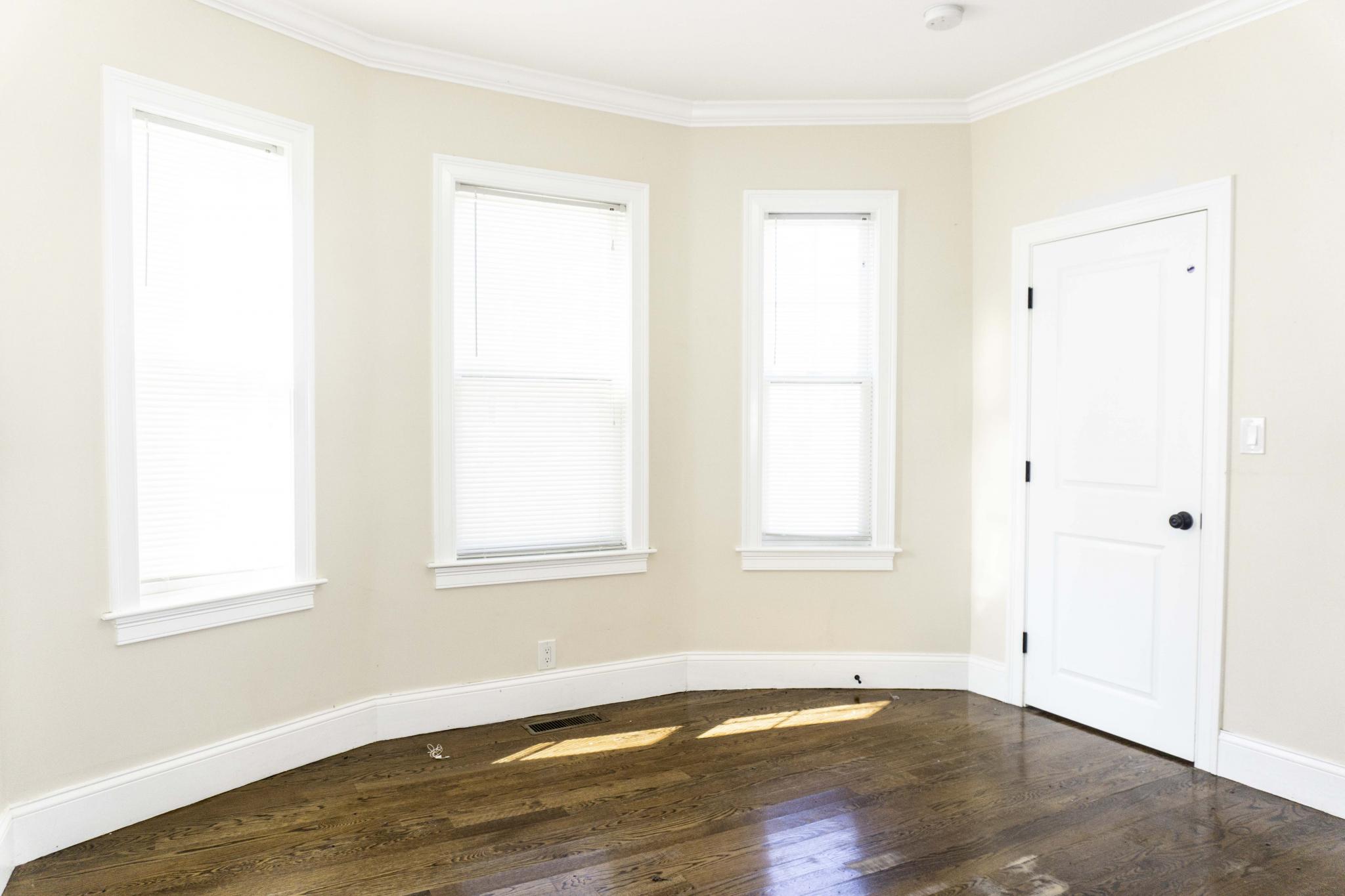 71.1 Walnut Park, Roxbury