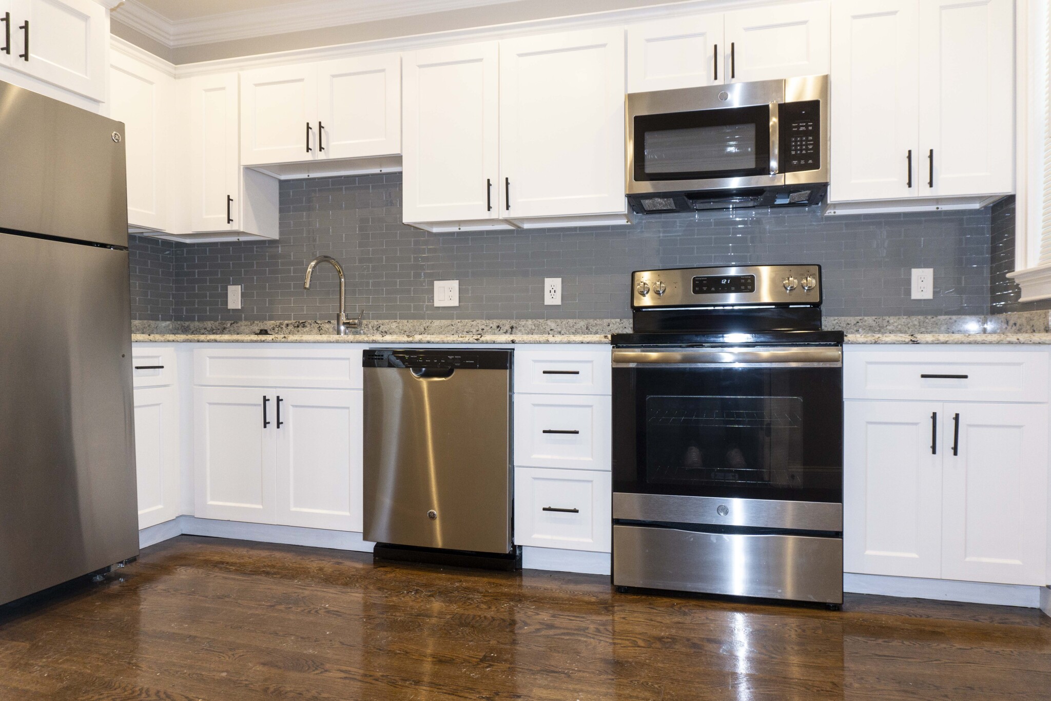39 Walnut Park, Roxbury