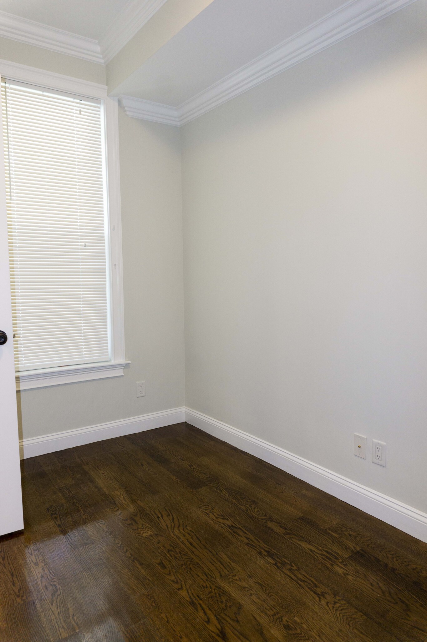 39 Walnut Park, Roxbury