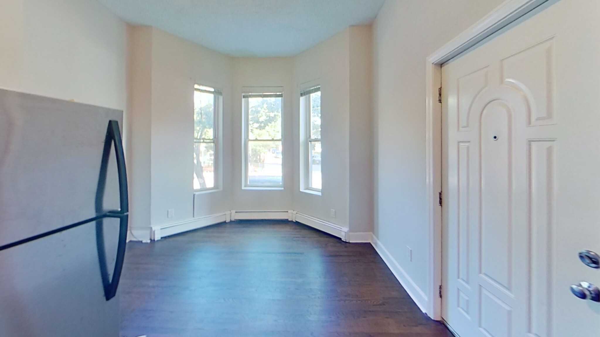 2989 Washington St, Roxbury