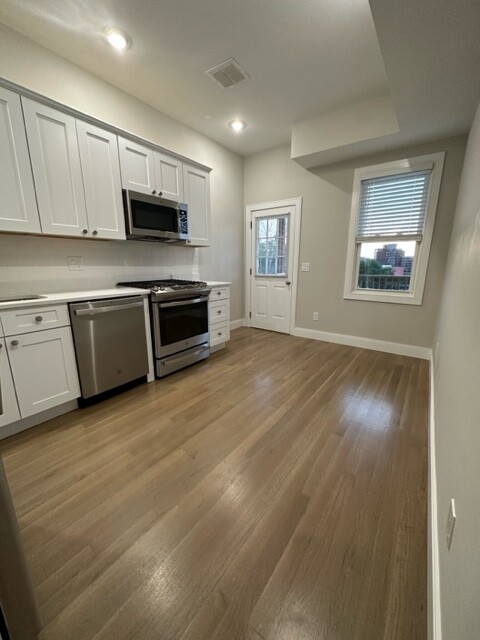 37 Calumet St, Mission Hill