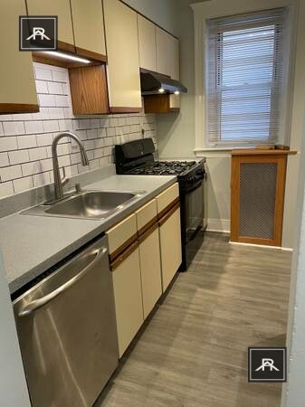 Brookline, MA 02446