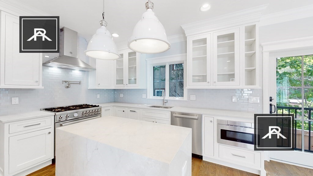 Brookline, MA 02446