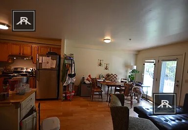 https://ygl-photos.s3.us-west-004.backblazeb2.com/66W681e162955de4.jpg