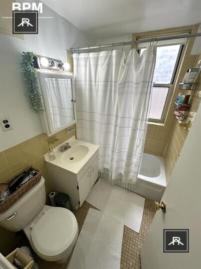 https://ygl-photos.s3.us-west-004.backblazeb2.com/66W683db7e1716e3.jpg