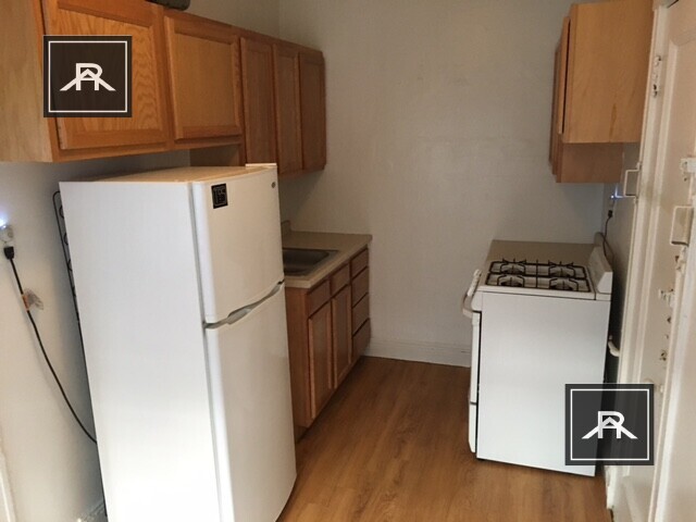 111 Brainerd Rd. - 2,450USD / month