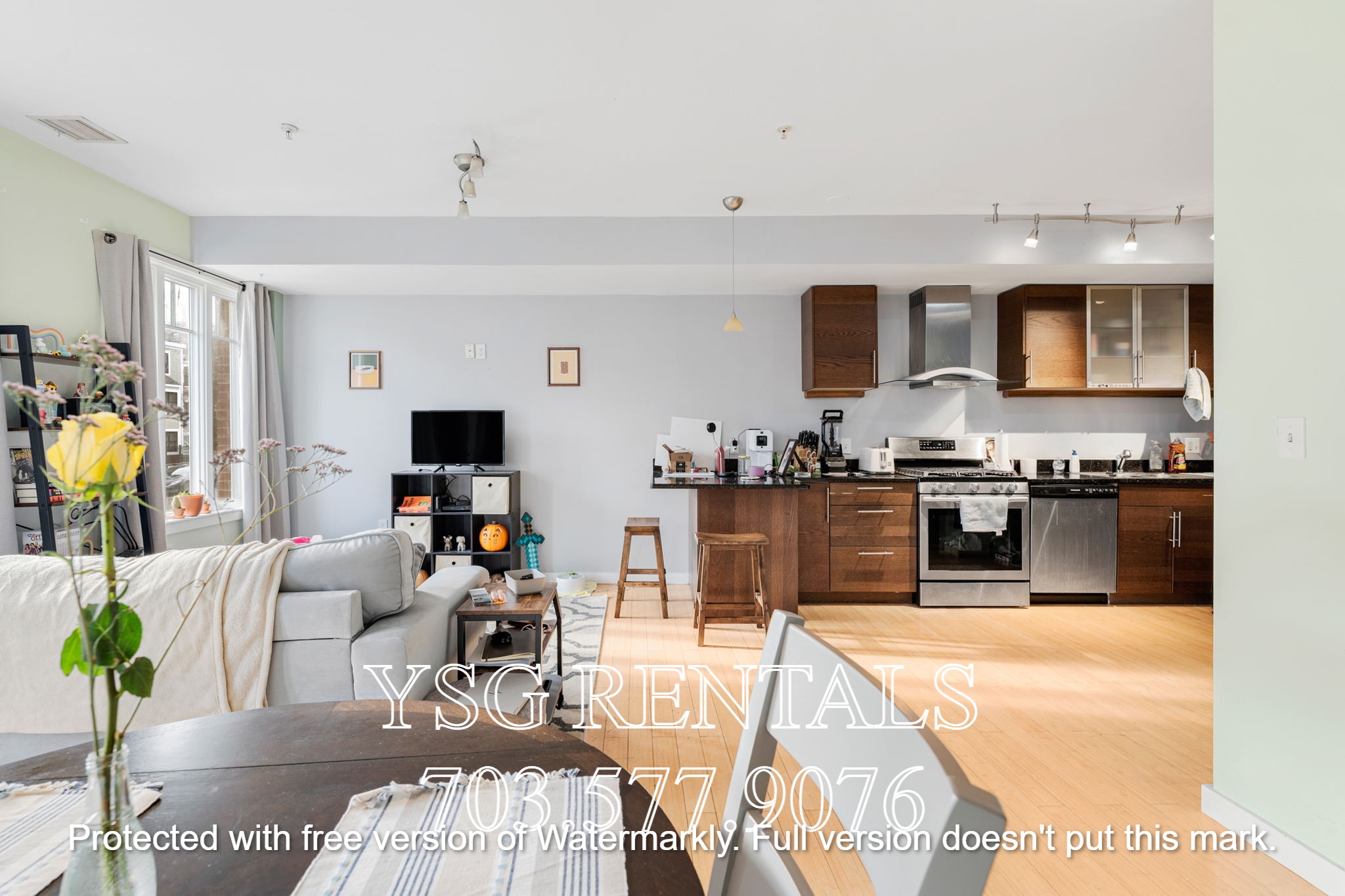 1431 Tremont St, Mission Hill