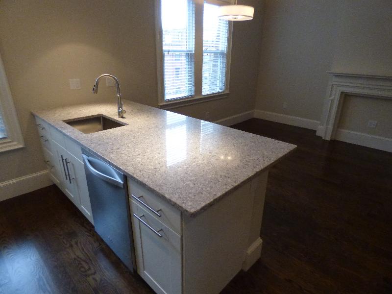 3 bed, 2.5 bath apartment for rent at 50 Gloucester St Unit 2, Back Bay — photo 3 of 19