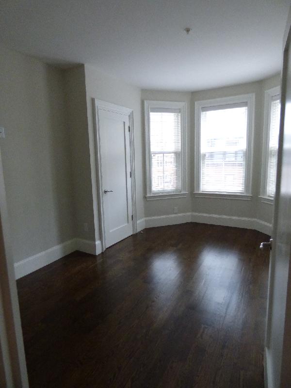 3 bed, 2.5 bath apartment for rent at 50 Gloucester St Unit 2, Back Bay — photo 9 of 19