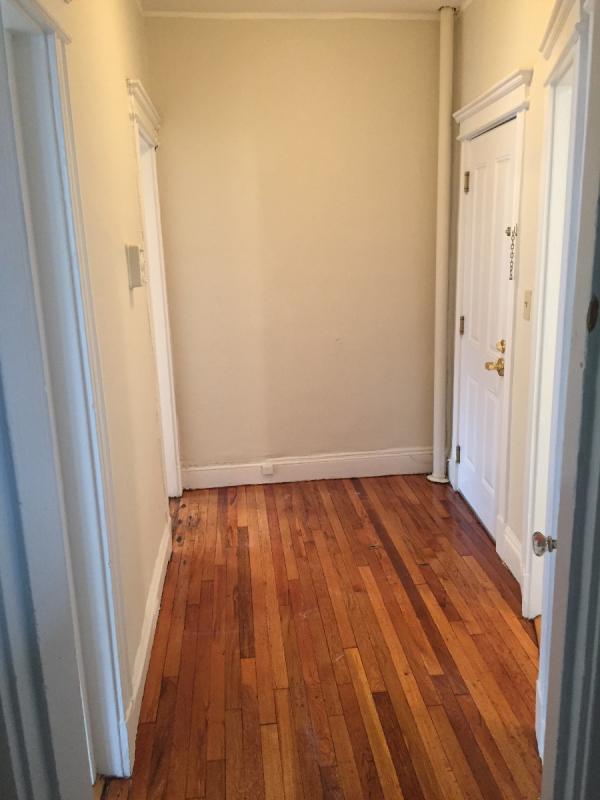 1 bed, 1 bath apartment for rent at 212 Park Dr Unit 4, Fenway — photo 3 of 11