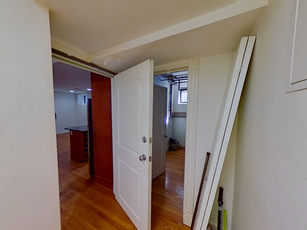 12 Arundel St, Fenway