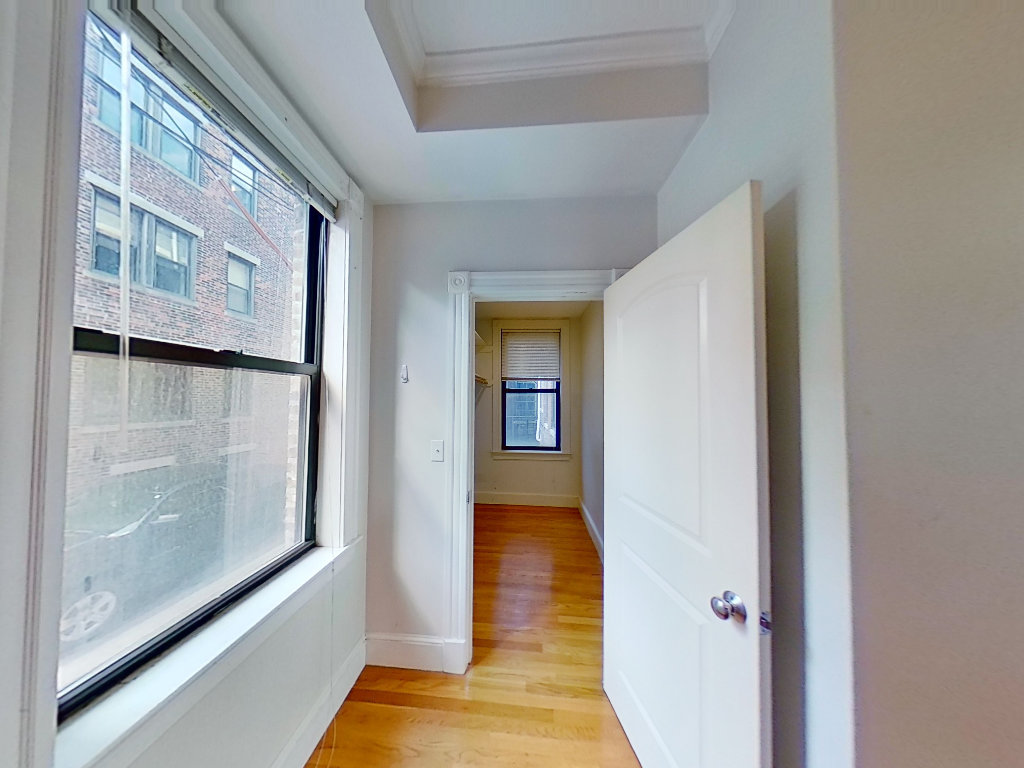 12 Arundel St, Fenway