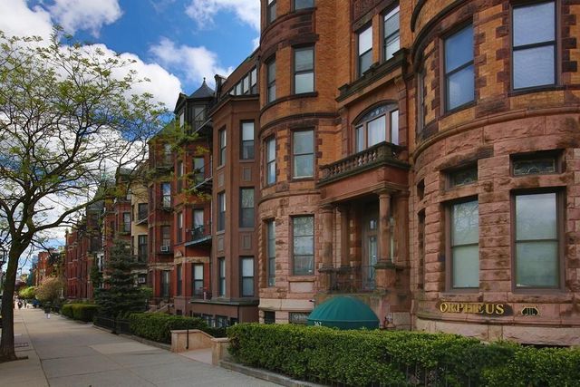 1 bed, 1 bath apartment for rent at 362 Commonwealth Ave Unit 3D, Back Bay — photo 9 of 11