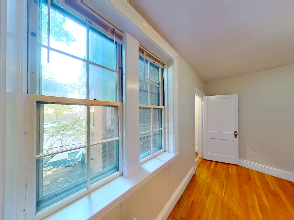 1 bed, 1 bath apartment for rent at 31 Concord Ave Unit 4A, Harvard Square — photo 5 of 18