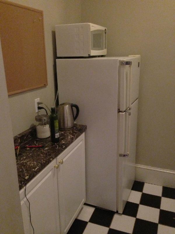 Studio bed, 1 bath apartment for rent at 314 Newbury St Unit 3, Back Bay — photo 4 of 7