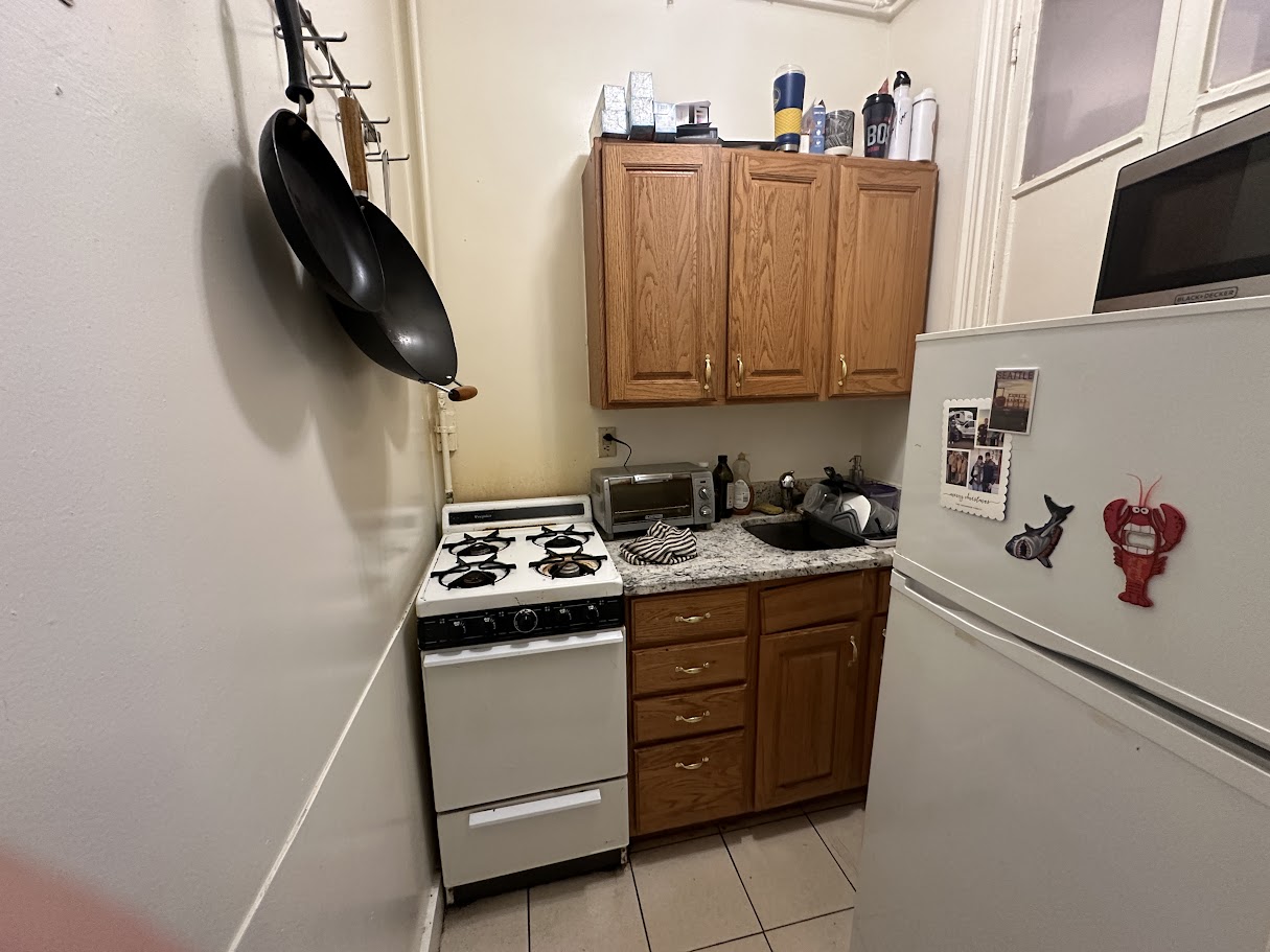 14 Palace Rd, Longwood