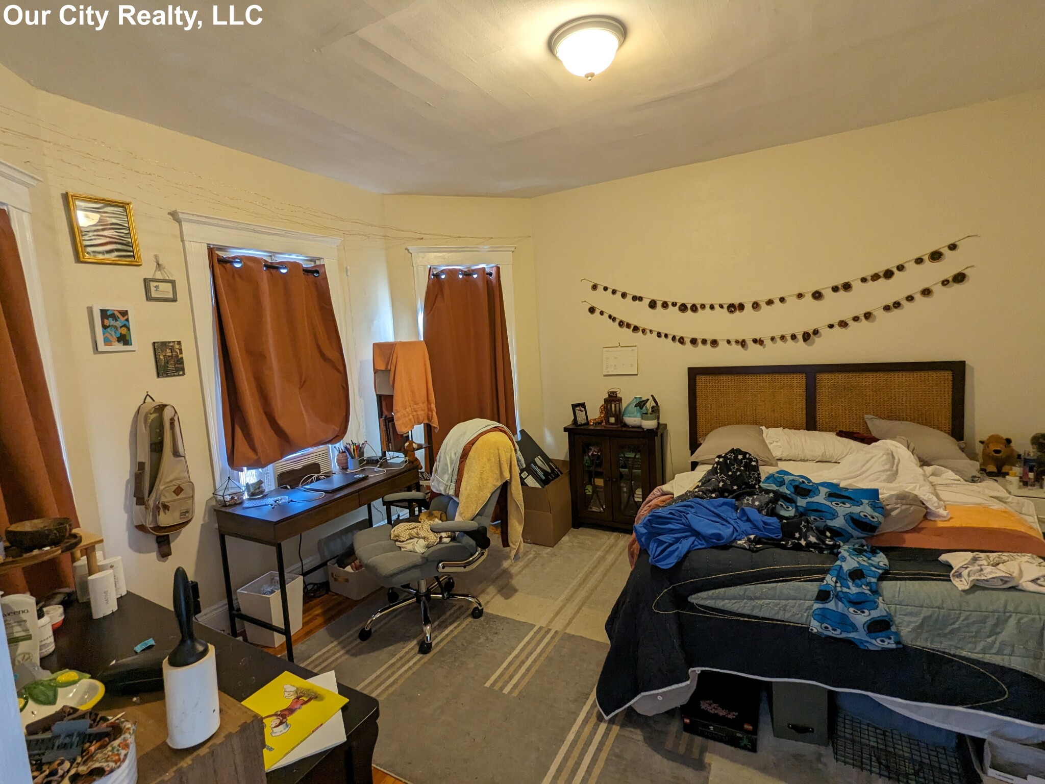 28 Belknap St, West Somerville