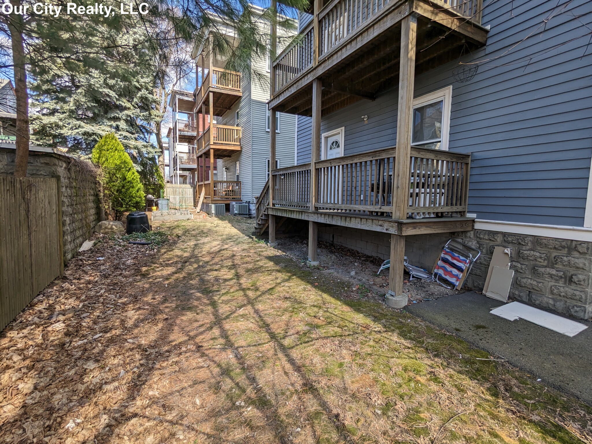 28 Belknap St, West Somerville