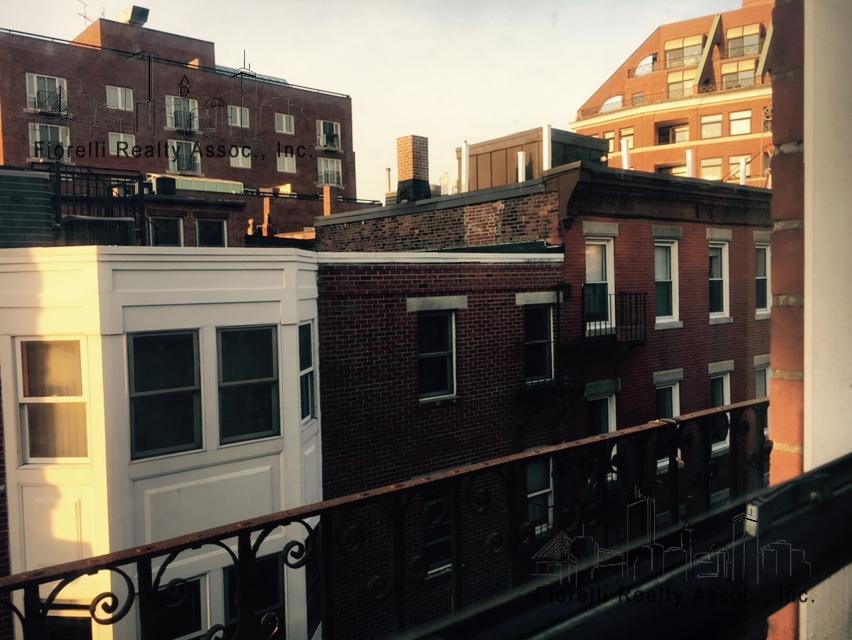 25 Clark St, North End