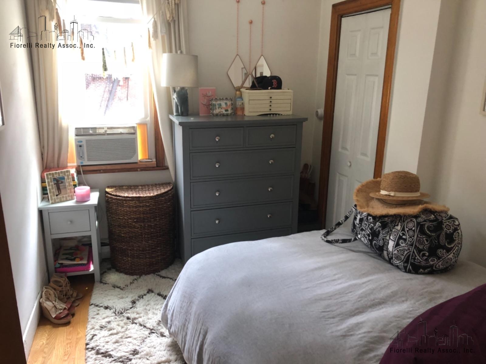 7 Margaret St, North End