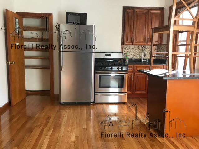 7 Margaret St, North End