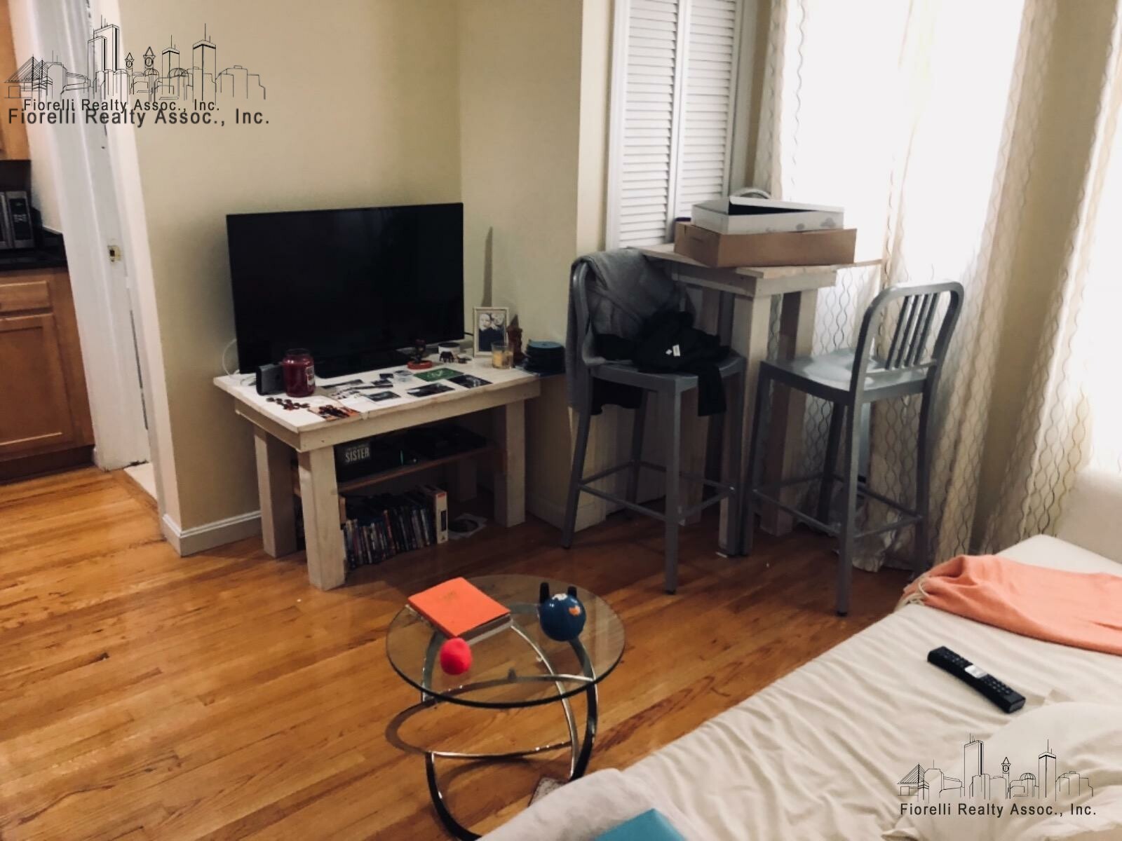 https://ygl-photos.s3.us-west-004.backblazeb2.com/713W60e7632e4b04e.jpg