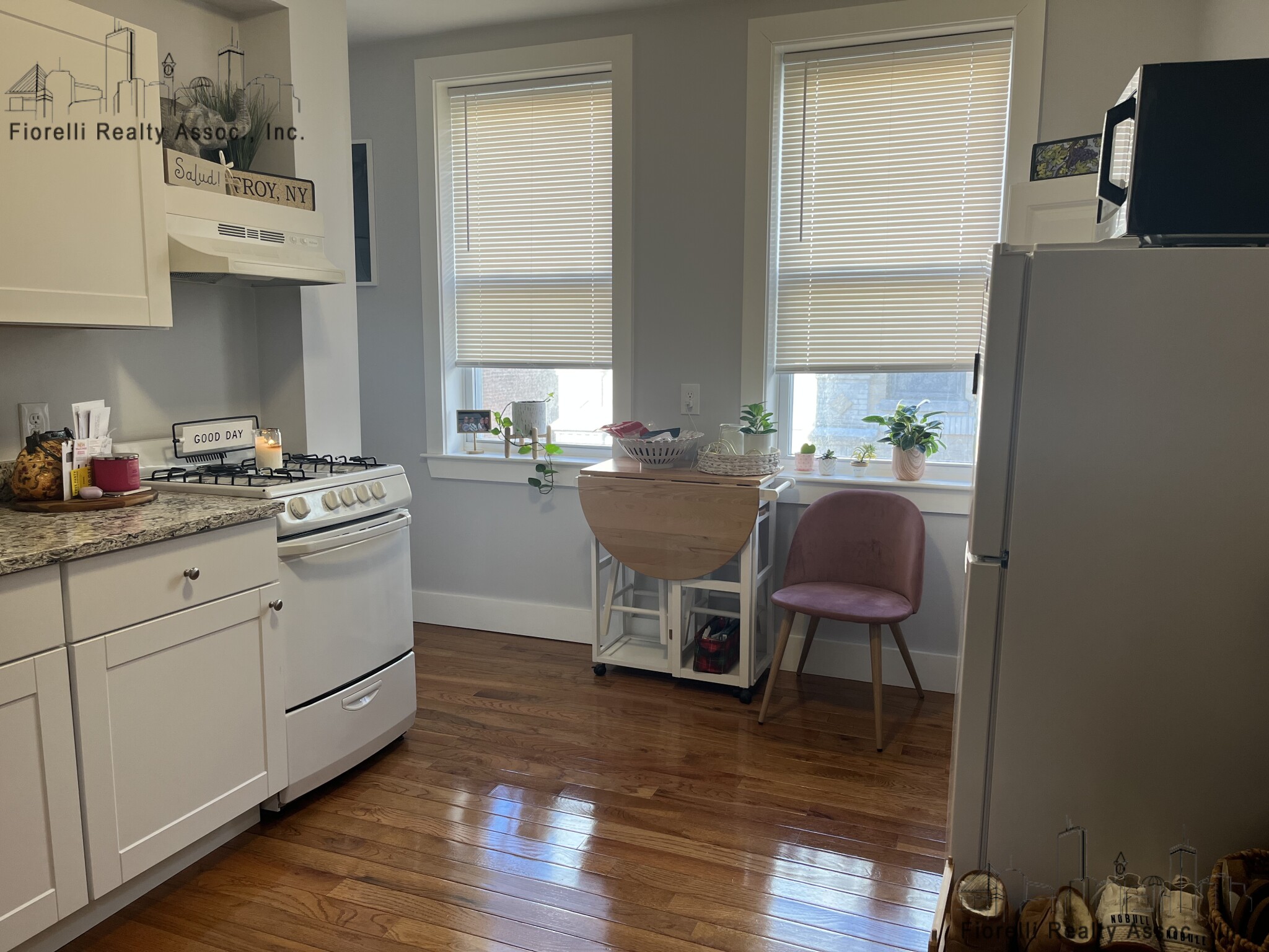 1 bed, 1 bath apartment for rent at 39 Clark St Unit 33, North End — photo 2 of 16