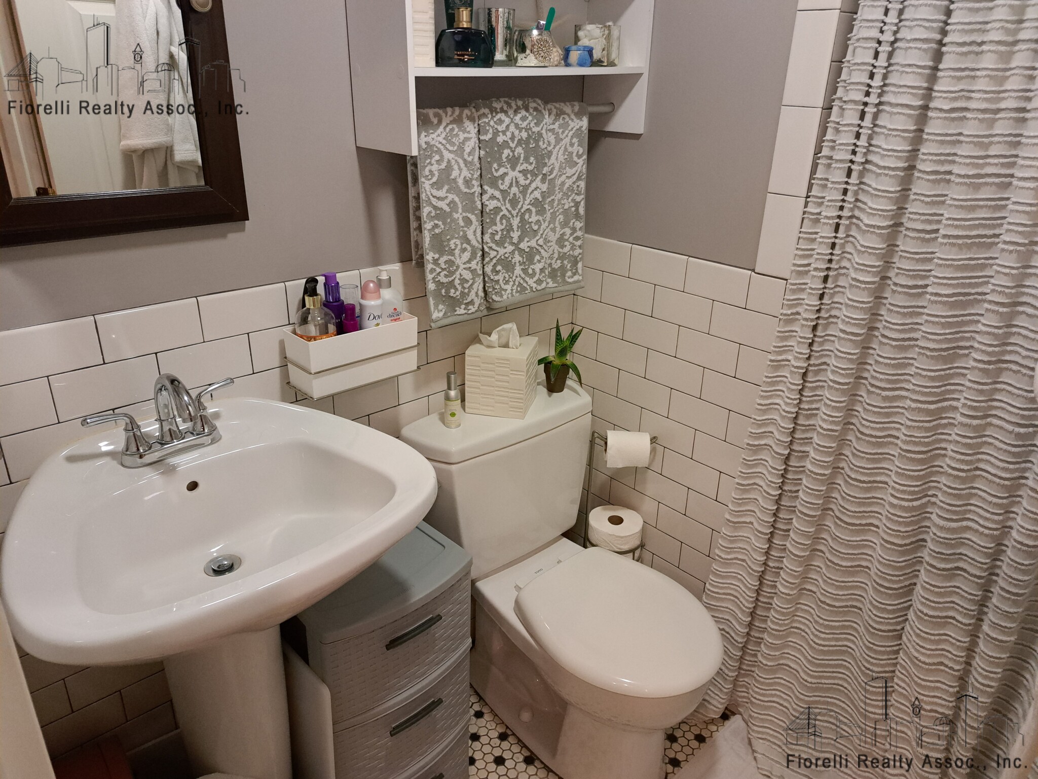 7 Unity St, North End