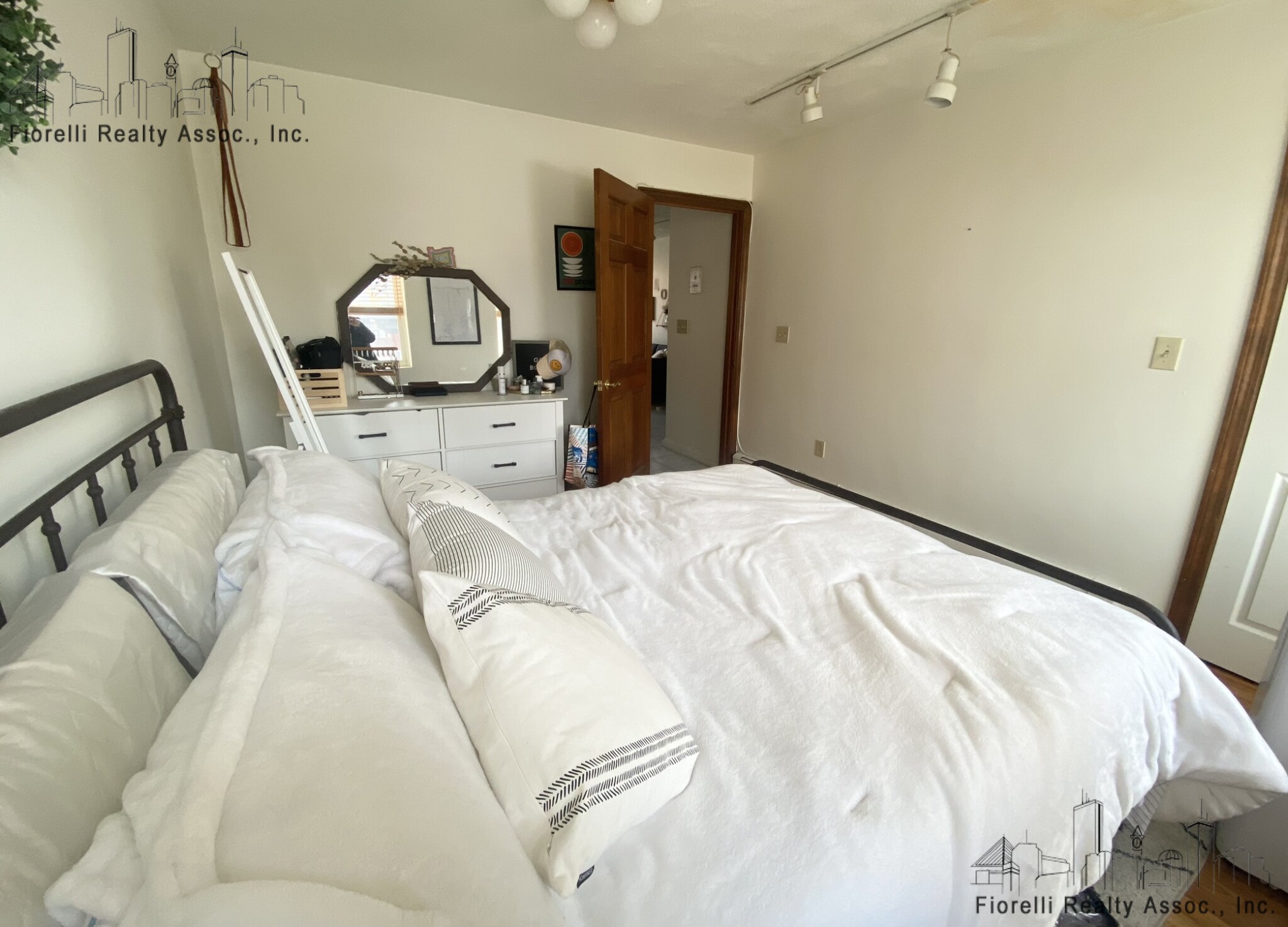 38 Sheafe St, North End