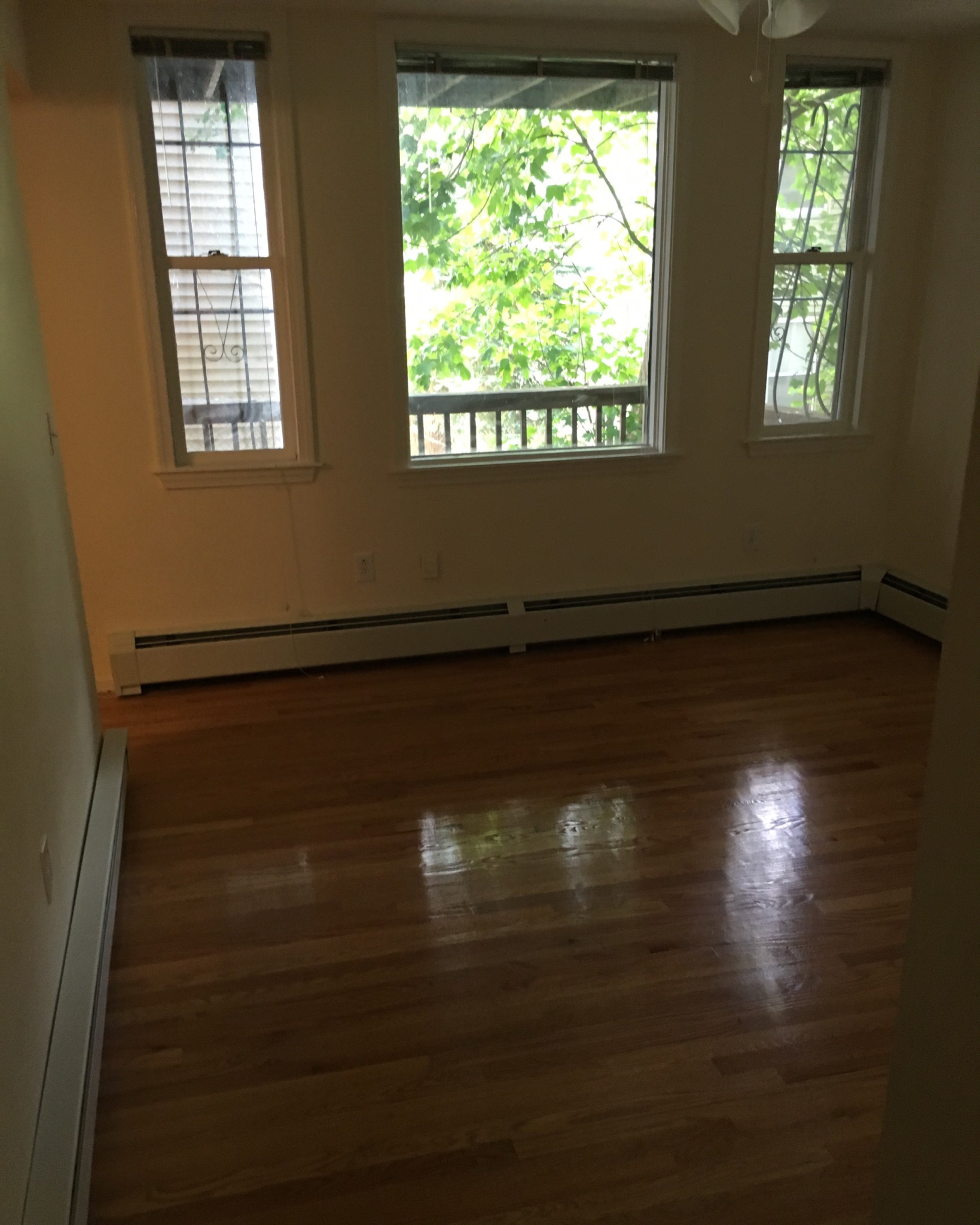 1 bed, 1 bath apartment for rent at 12 Millmont Unit 1, Roxbury — photo 8 of 11