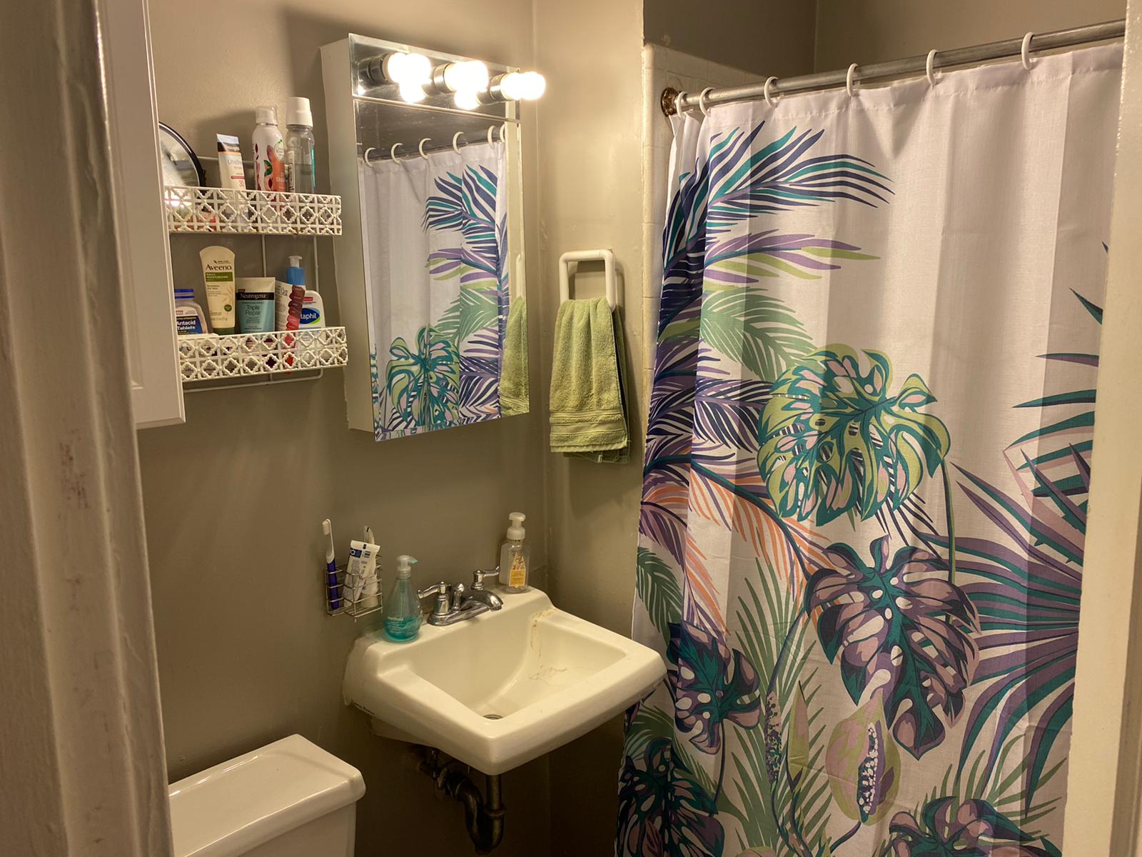 318 Summit Ave, Brighton