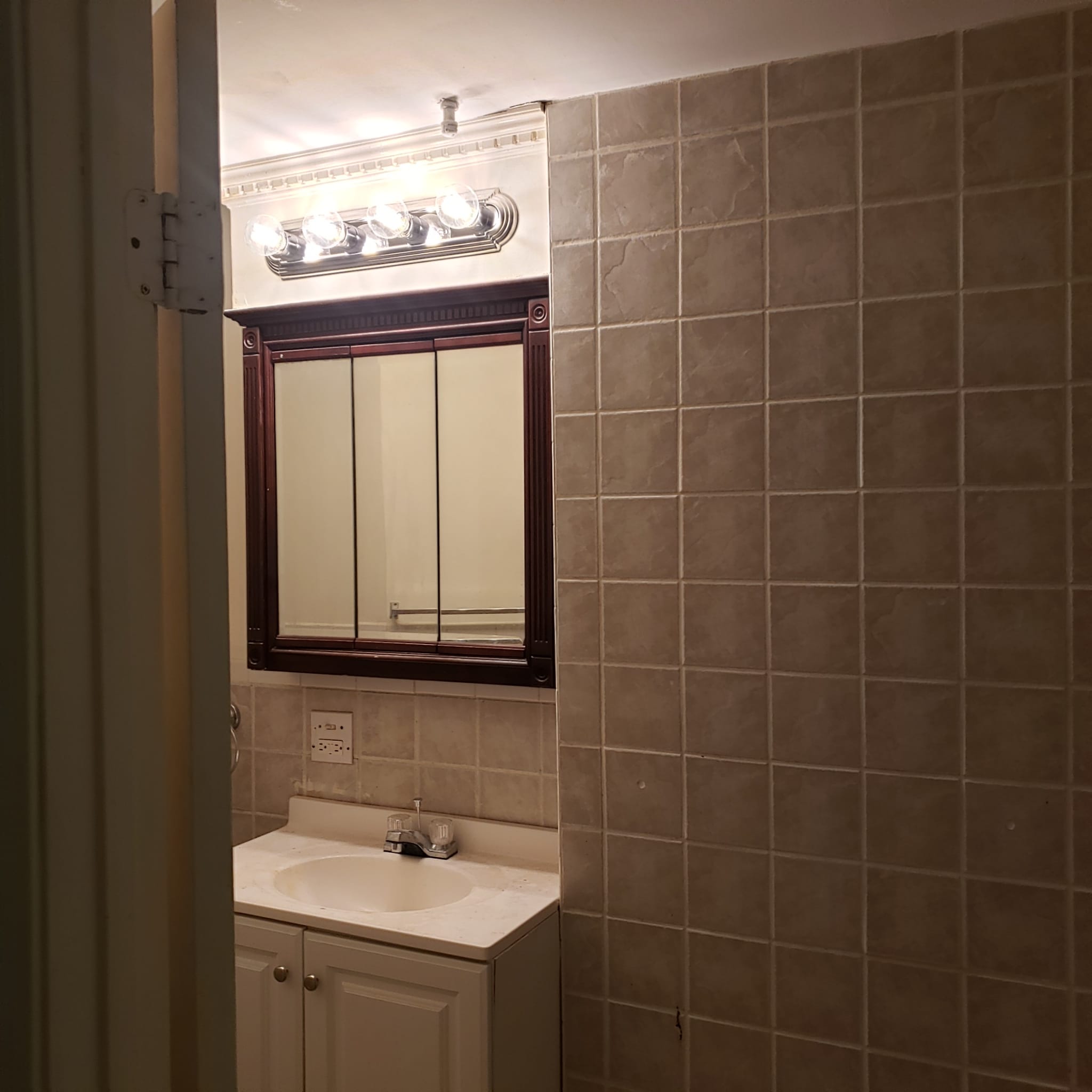 74 Rockland St, Roxbury