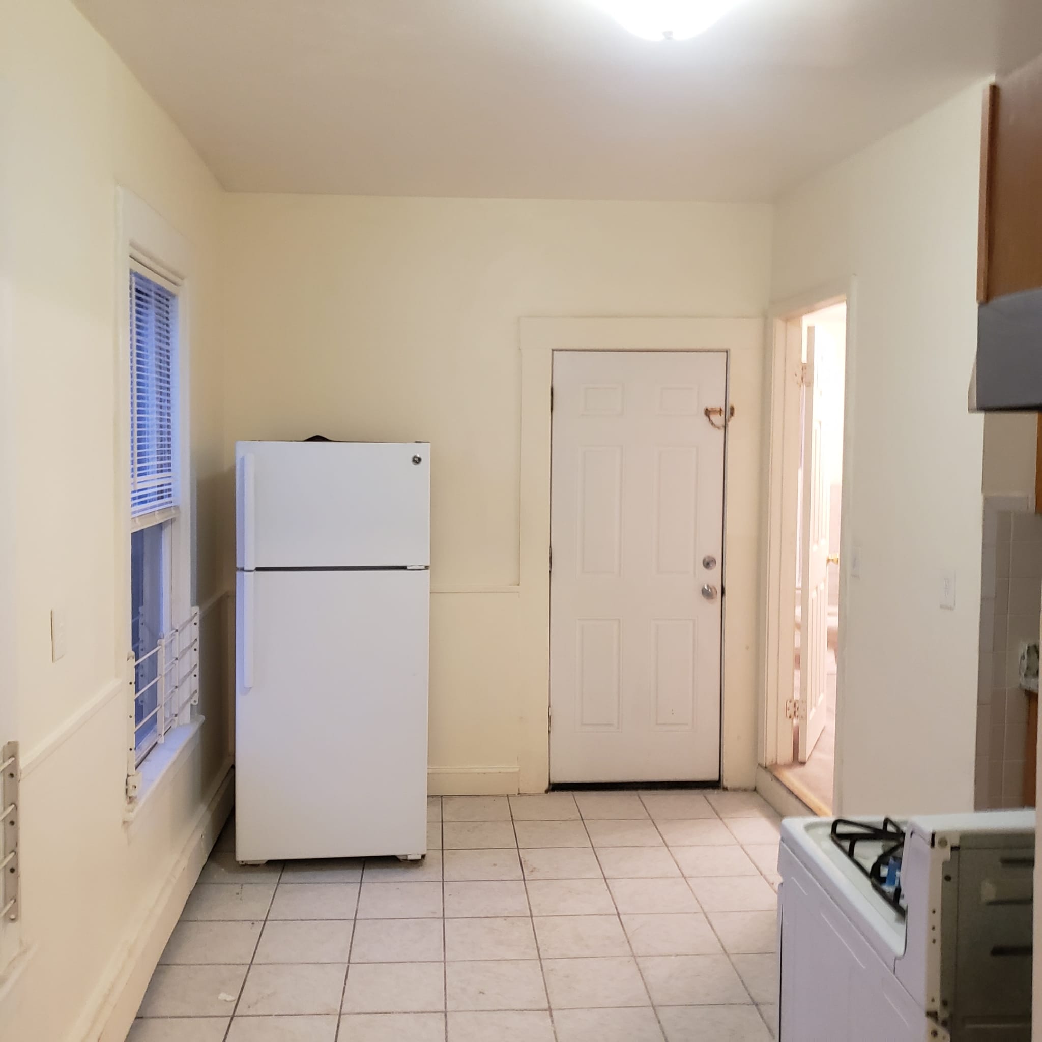 74 Rockland St, Roxbury