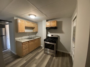 Photos of apartment on Pearl St.,Somerville MA 02145