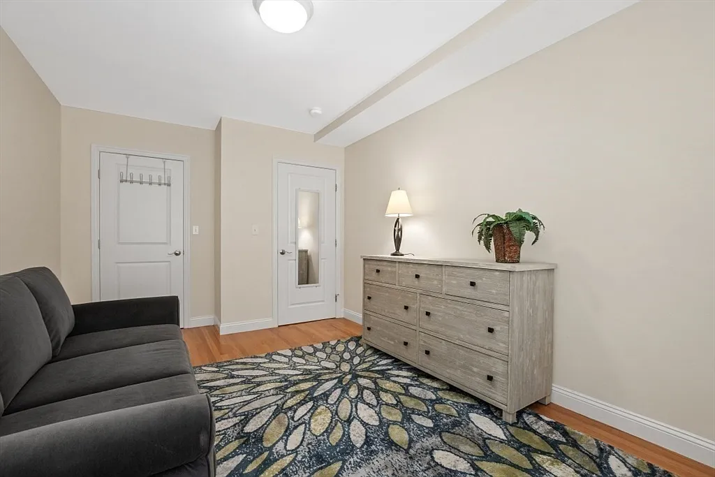Photos of apartment on Common St.,Waltham MA 02451