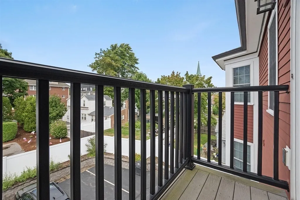Photos of apartment on Common St.,Waltham MA 02451