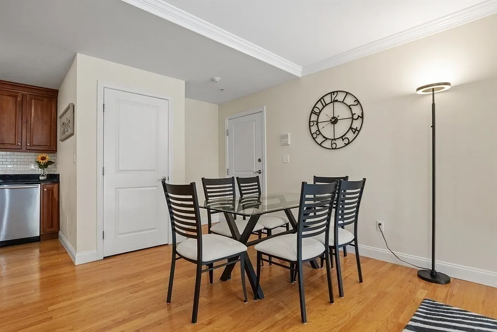 Photos of apartment on Common St.,Waltham MA 02451