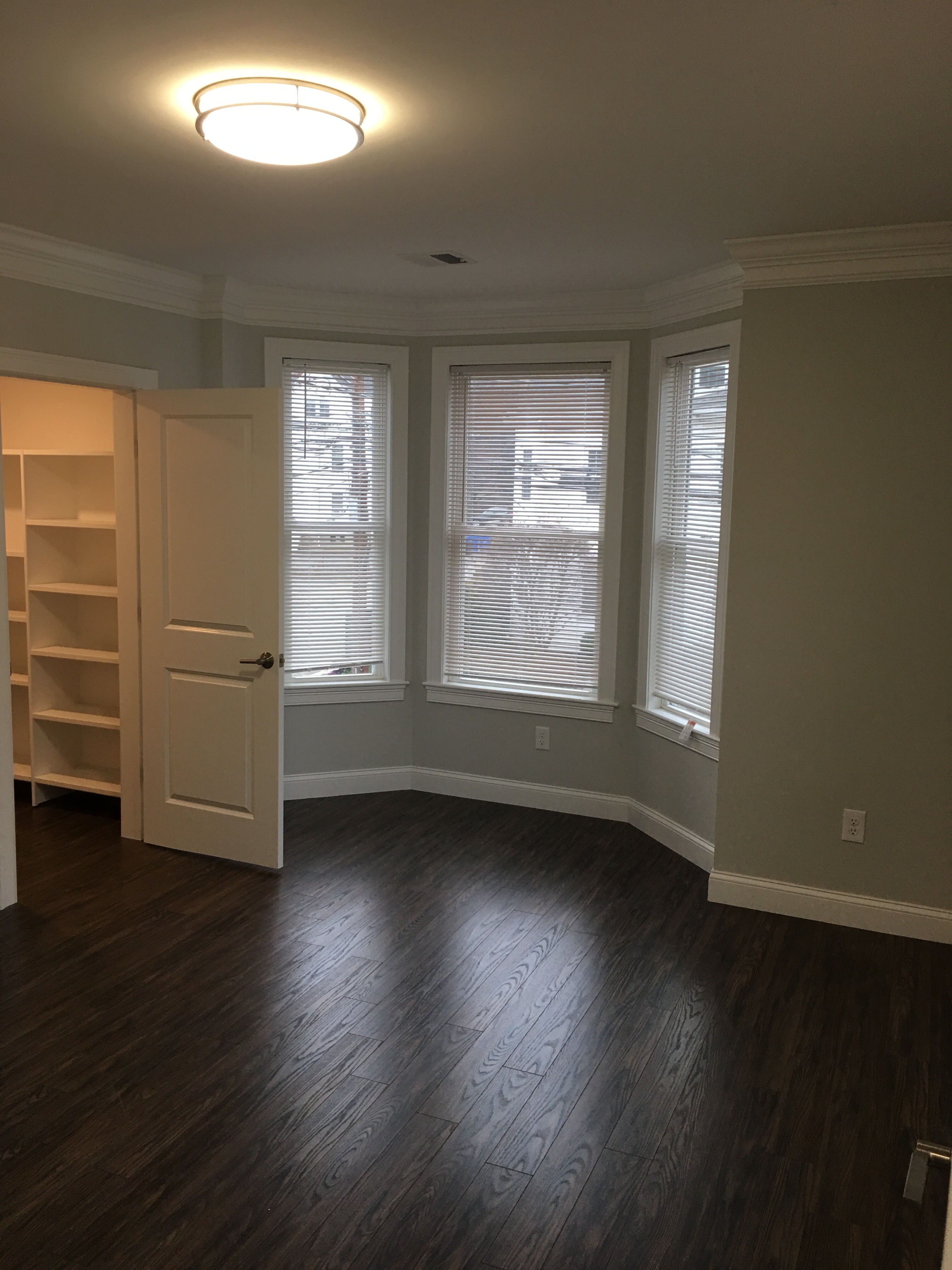 55 Highland St, Waltham