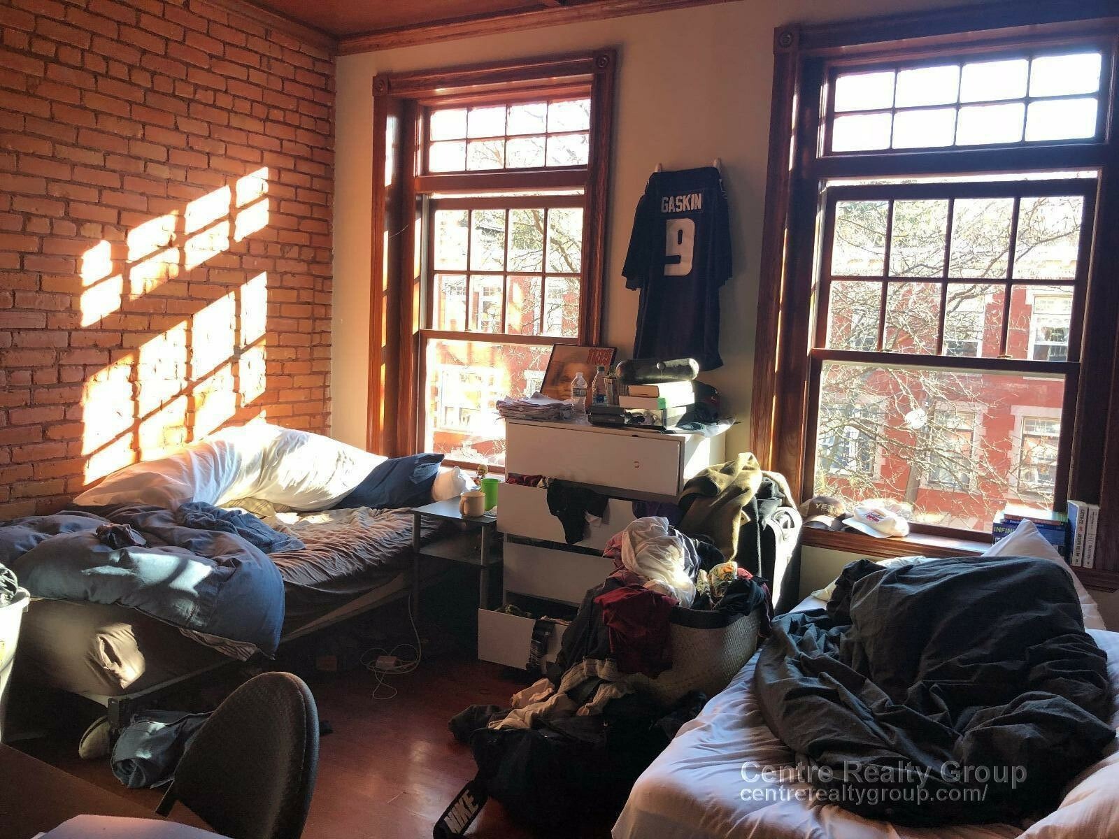 9 Strathmore Rd, Washington Square