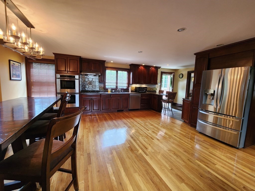 145 Hawthorn Rd, Braintree Square