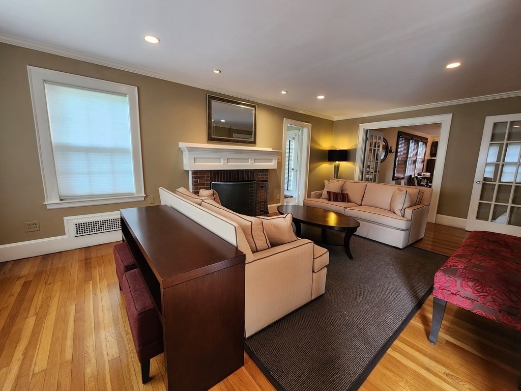 145 Hawthorn Rd, Braintree Square