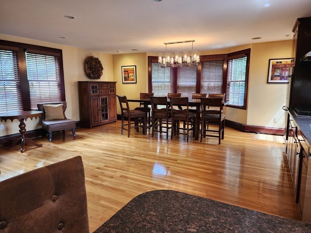 145 Hawthorn Rd, Braintree Square