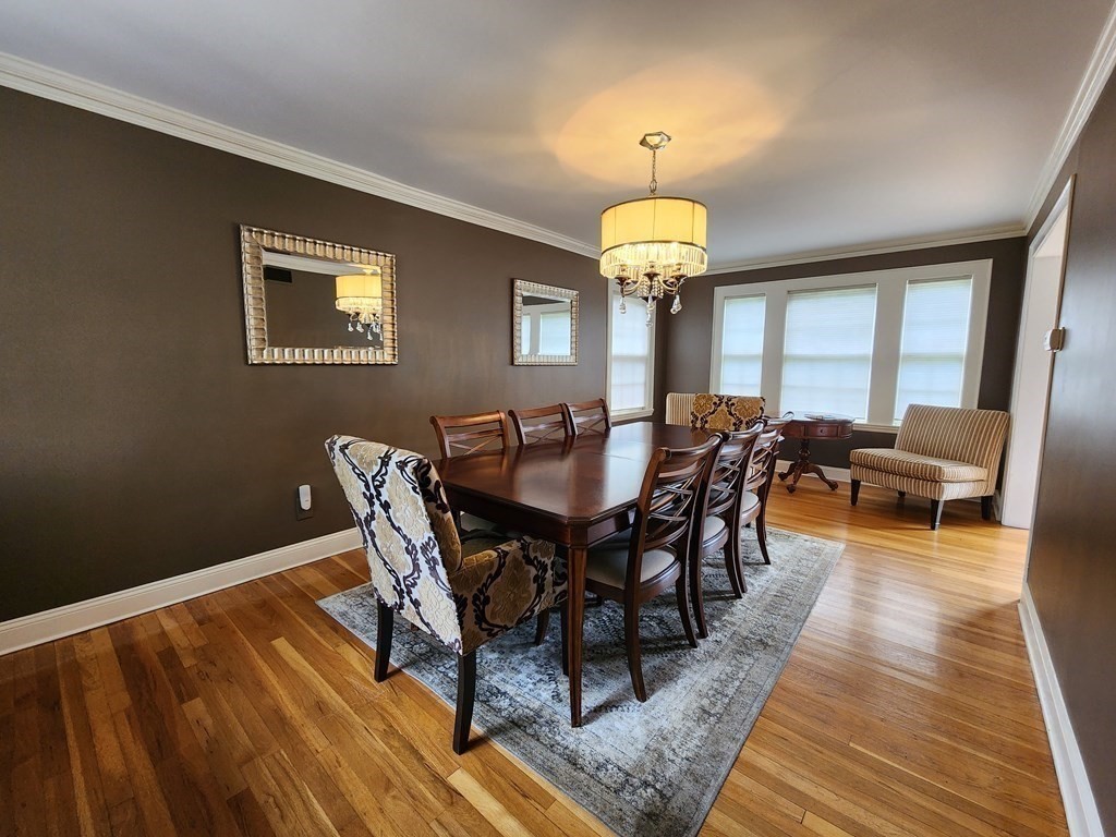 145 Hawthorn Rd, Braintree Square