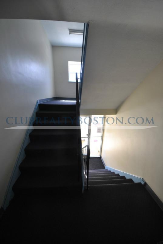 361 Faneuil St, Brighton