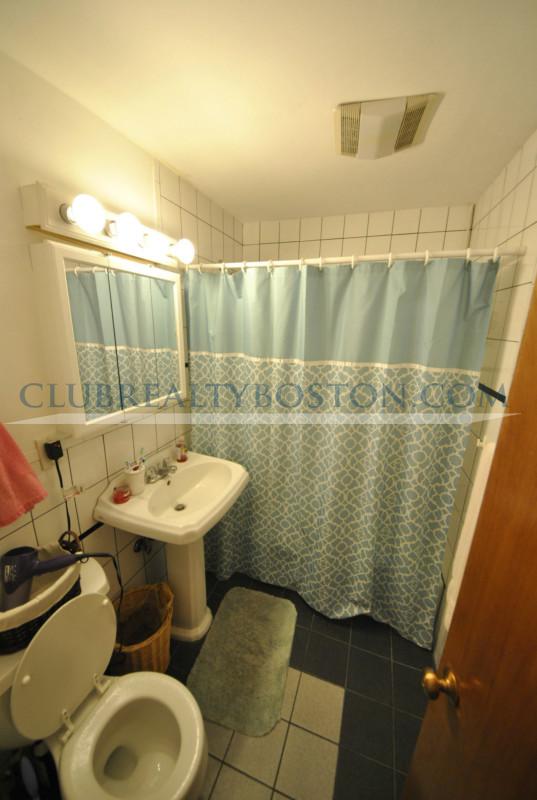 361 Faneuil St, Brighton