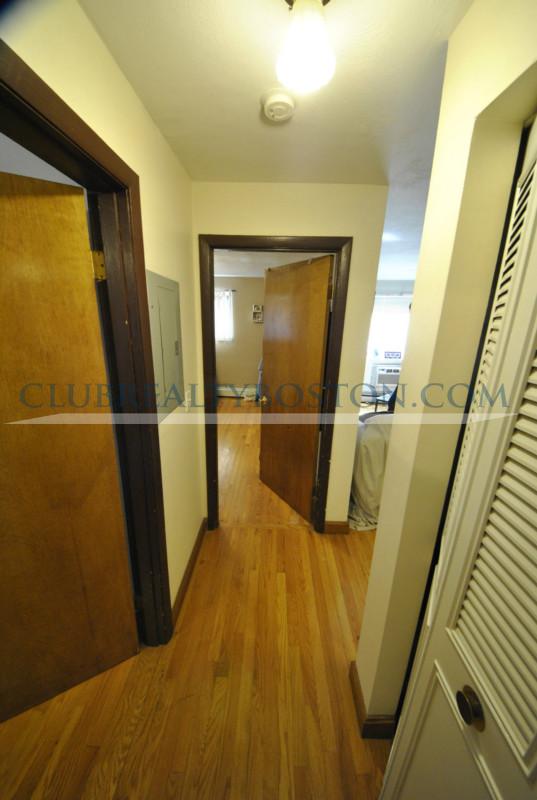 361 Faneuil St, Brighton